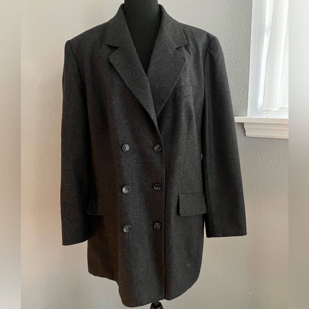 Hensel & Mortensen Linea Classica vintage wool men’s suit
